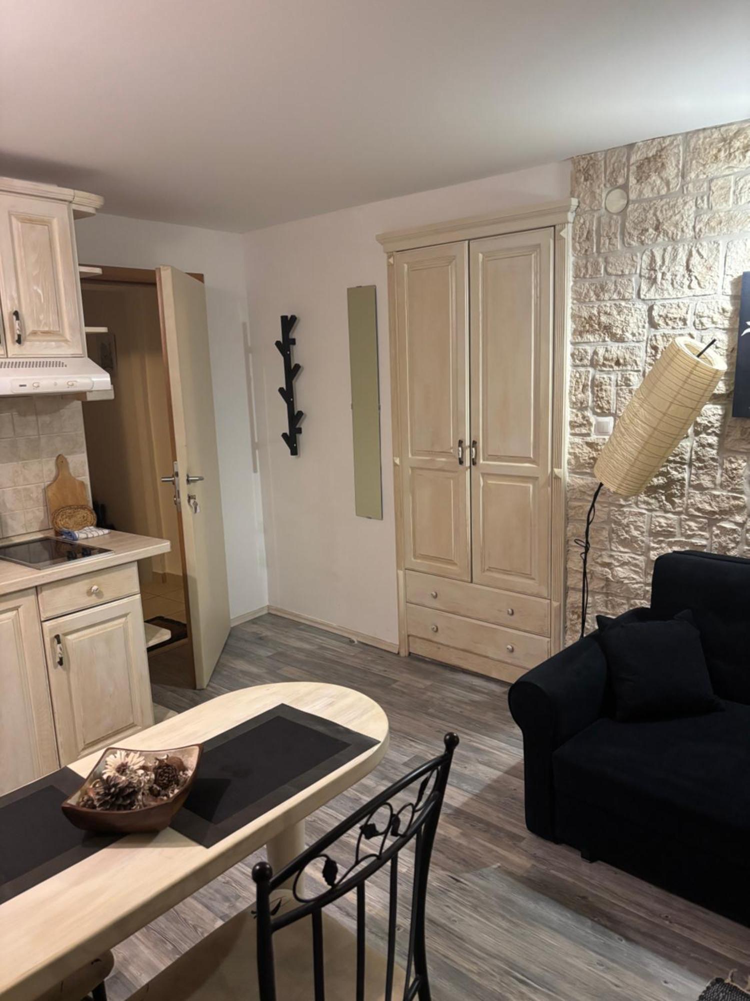 Old Town Apartment شيبينيك المظهر الخارجي الصورة