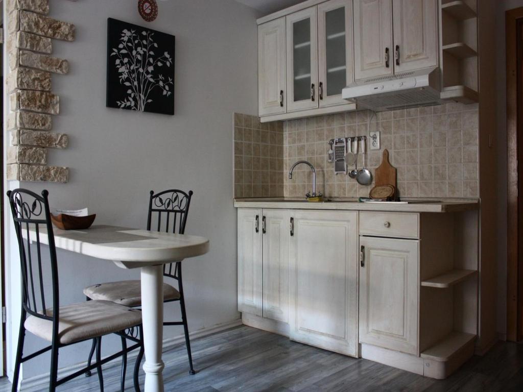 Old Town Apartment شيبينيك الغرفة الصورة